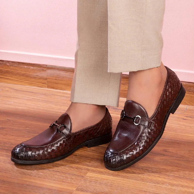 Men's loafers with a low - heeled design Men's loafers with a low - heeled design The Comme Brown Men's Leather Loafers Tresmode Men's loafers with a low - heeled design Men's loafers with a low - heeled design The Comme Brown Men's Leather Loafers Tresmode