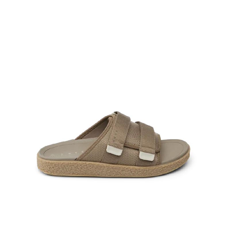 Men's sandals with a shock - absorbing insole Men's sandals with a shock - absorbing insole Montauk Men's sandals with a shock - absorbing insole Men's sandals with a shock - absorbing insole Montauk