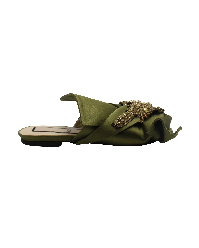 Men's loafers with a low - heeled design Men's loafers with a low - heeled design N.21 Raso Knot Flat Embellished Slides in Green Satin Men's loafers with a low - heeled design Men's loafers with a low - heeled design N.21 Raso Knot Flat Embellished Slides in Green Satin