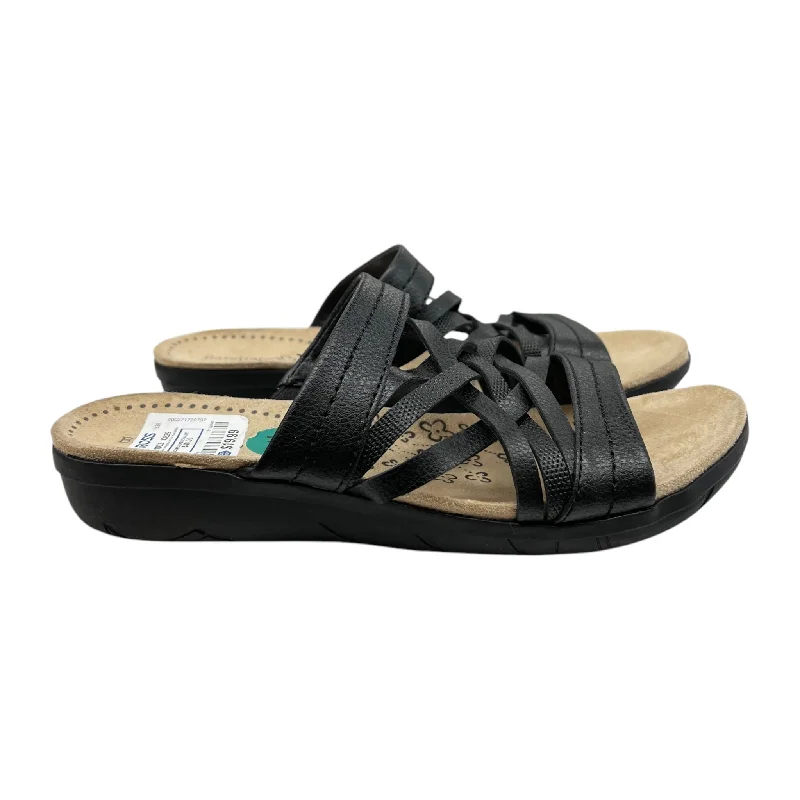 Men's sandals with a perforated leather upper for ventilation Men's sandals with a perforated leather upper for ventilation Sandals Flats By Bare Traps In Black, Size:7.5 Men's sandals with a perforated leather upper for ventilation Men's sandals with a perforated leather upper for ventilation Sandals Flats By Bare Traps In Black, Size:7.5