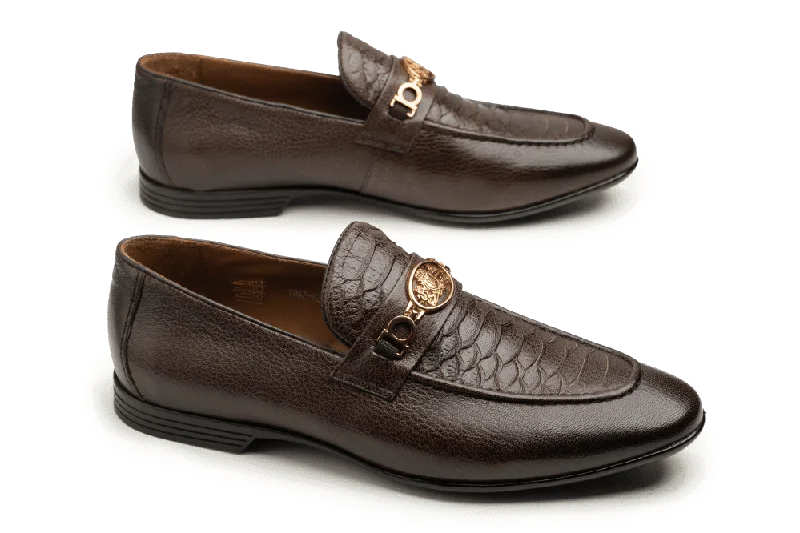 Men's loafers with a perforated leather upper for ventilation Men's loafers with a perforated leather upper for ventilation LOGO 1047 BRM Men's loafers with a perforated leather upper for ventilation Men's loafers with a perforated leather upper for ventilation LOGO 1047 BRM