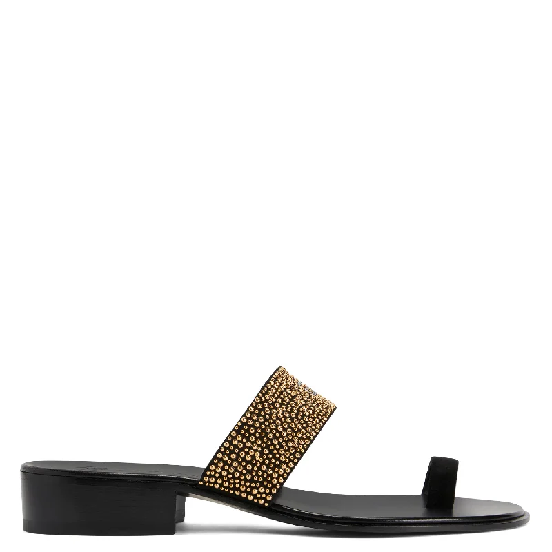 Men's loafers with a low - heeled design Men's loafers with a low - heeled design Giuseppe Zanotti Emerick Men's loafers with a low - heeled design Men's loafers with a low - heeled design Giuseppe Zanotti Emerick