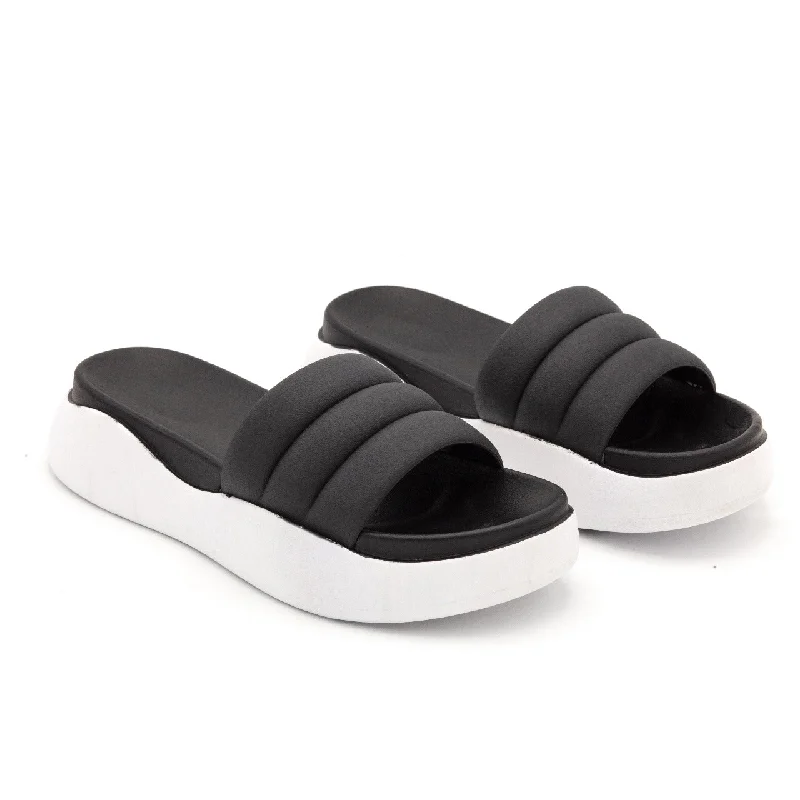 Men's slippers in a warm color like red or brown Spelia slipper