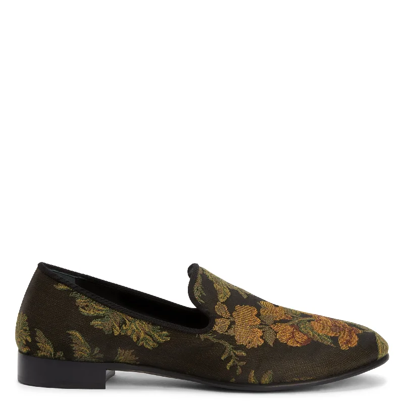 Men's loafers with a tassel front for a classic look Men's loafers with a tassel front for a classic look Giuseppe Zanotti Floral Men's loafers with a tassel front for a classic look Men's loafers with a tassel front for a classic look Giuseppe Zanotti Floral