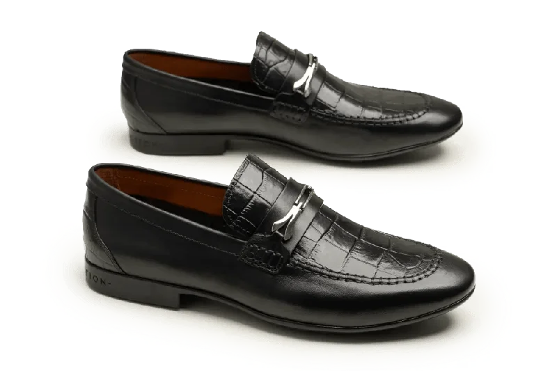 Men's loafers with a cushioned footbed Men's loafers with a cushioned footbed LOGO 11007 BKC Men's loafers with a cushioned footbed Men's loafers with a cushioned footbed LOGO 11007 BKC