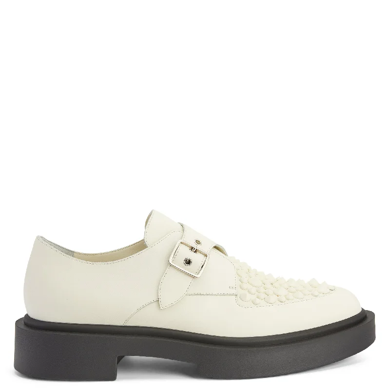 Men's loafers with a cushioned footbed Men's loafers with a cushioned footbed Giuseppe Zanotti Adric Studs Men's loafers with a cushioned footbed Men's loafers with a cushioned footbed Giuseppe Zanotti Adric Studs