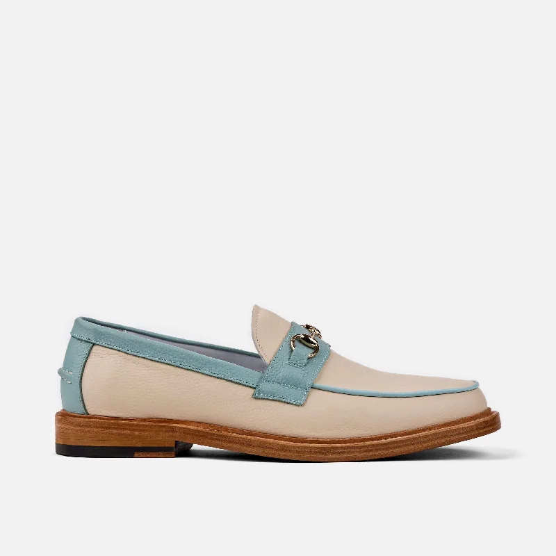 Men's loafers with a smooth leather finish Men's loafers with a smooth leather finish Boardwalk White Sands Leather Horse-Bit Loafers Men's loafers with a smooth leather finish Men's loafers with a smooth leather finish Boardwalk White Sands Leather Horse-Bit Loafers