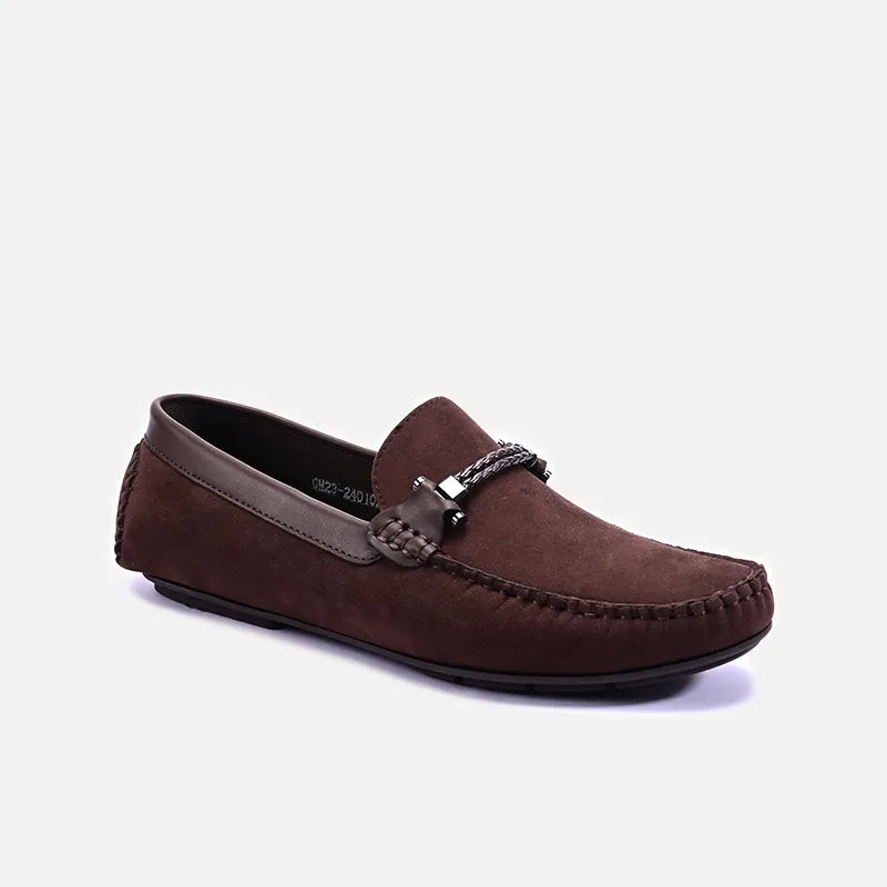 Men's loafers with a perforated leather upper for ventilation Men's loafers with a perforated leather upper for ventilation Brown Velvet Loafers Men 0130789 Men's loafers with a perforated leather upper for ventilation Men's loafers with a perforated leather upper for ventilation Brown Velvet Loafers Men 0130789