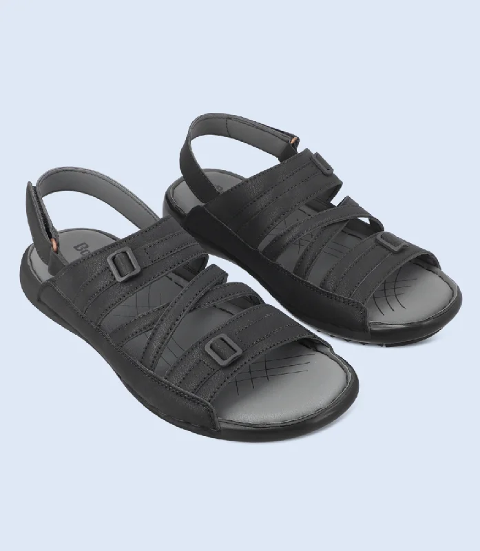 Men's sandals with a buckle closure Men's sandals with a buckle closure BM5682-BLACK-Men Sandals Men's sandals with a buckle closure Men's sandals with a buckle closure BM5682-BLACK-Men Sandals