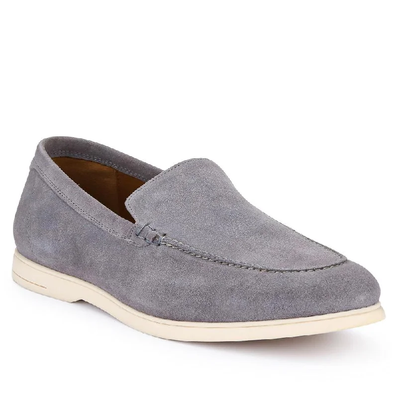 Men's casual shoes with a soft insole for cushioning Raiden Suede Loafers - RAIDEN / 325 112 Men's casual shoes with a soft insole for cushioning Raiden Suede Loafers - RAIDEN / 325 112