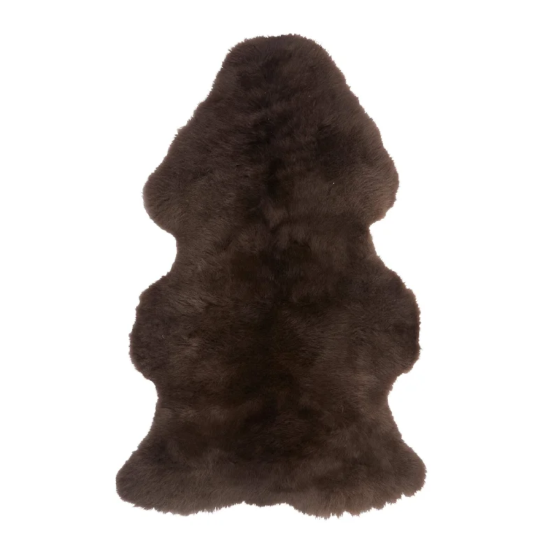 Men's slippers with a non - slip outsole for safety NATURAL SHEEPSKIN RUG COLOUR TEAK Men's slippers with a non - slip outsole for safety NATURAL SHEEPSKIN RUG COLOUR TEAK