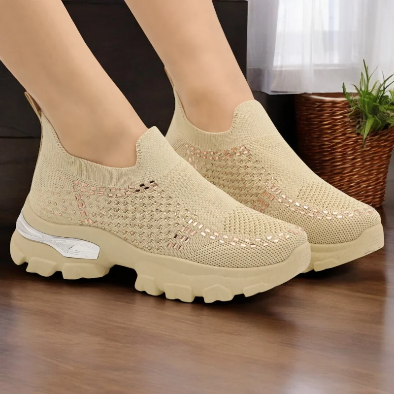 Men's slippers with a shock - absorbing midsole W015 comfy shoes