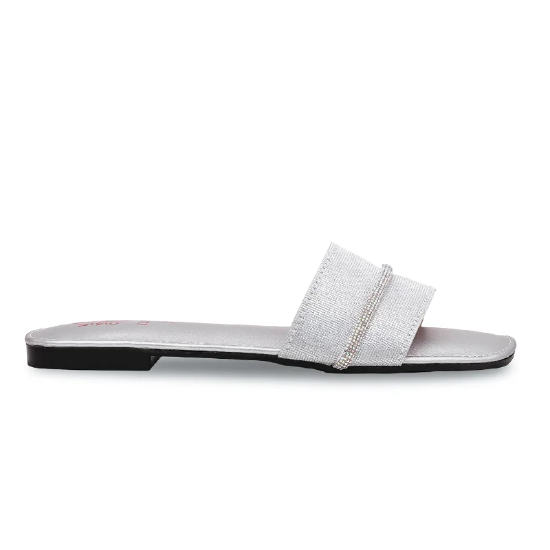 Men's slippers with a non - slip outsole for safety Silver Casual Slipper CL1756