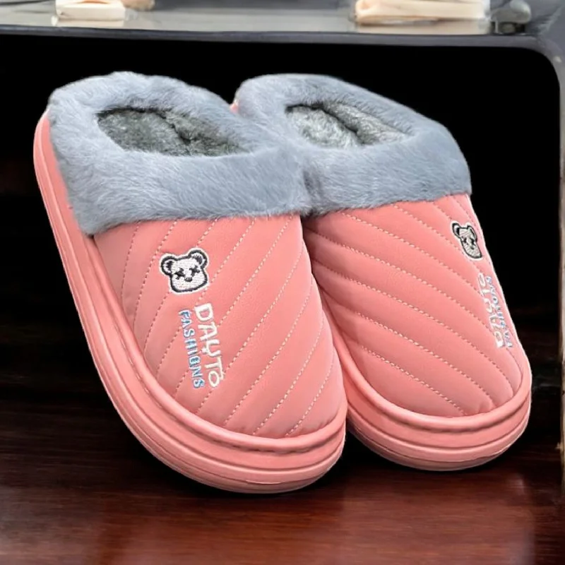 Men's slippers with a logo patch on the side M0419 half shoes
