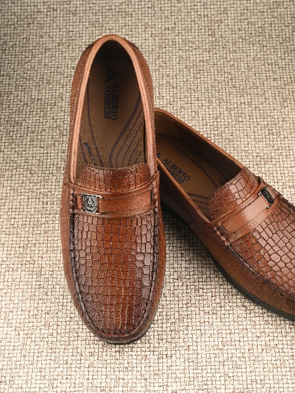 Men's casual shoes with a sporty look and feel Genuine Leather Textured Impact Technolog Slip On Men's casual shoes with a sporty look and feel Genuine Leather Textured Impact Technolog Slip On