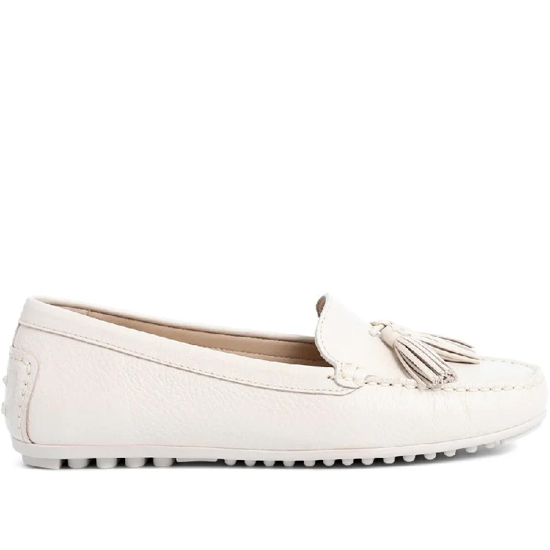 Men's casual shoes with a floral print for a unique style Gabriele Leather Loafers - GABRIELE / 323 950 Men's casual shoes with a floral print for a unique style Gabriele Leather Loafers - GABRIELE / 323 950