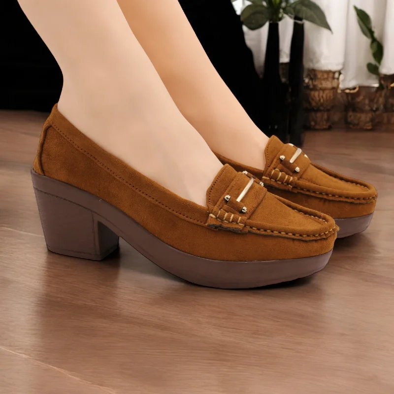 Men's slippers with a padded footbed for all - day comfort M038 block heel