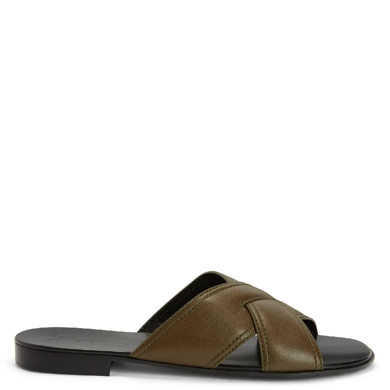 Men's loafers with a smooth leather finish Men's loafers with a smooth leather finish Giuseppe Zanotti Flavio Men's loafers with a smooth leather finish Men's loafers with a smooth leather finish Giuseppe Zanotti Flavio