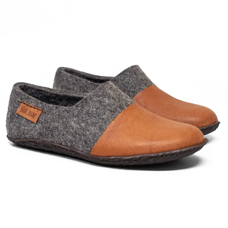 Men's slippers with a pointed toe for a stylish appearance Dark Grey WOOCAPS for Men