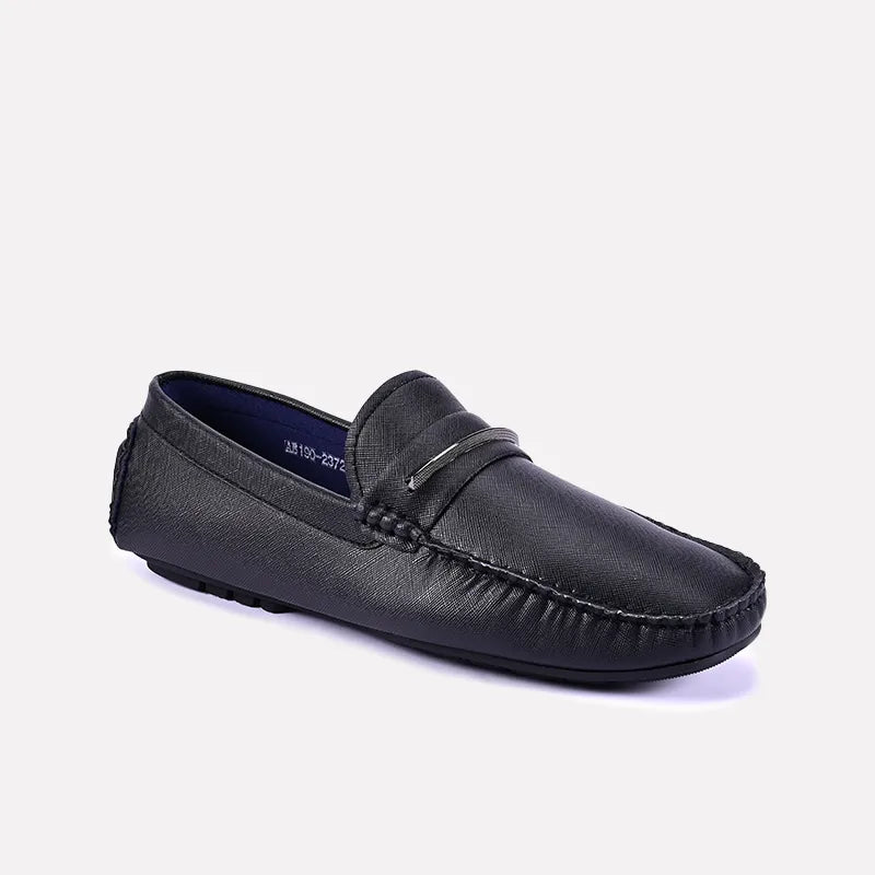 Men's loafers with a tassel front for a classic look Men's loafers with a tassel front for a classic look Edwin Black Classic Loafers 0130826 Men's loafers with a tassel front for a classic look Men's loafers with a tassel front for a classic look Edwin Black Classic Loafers 0130826