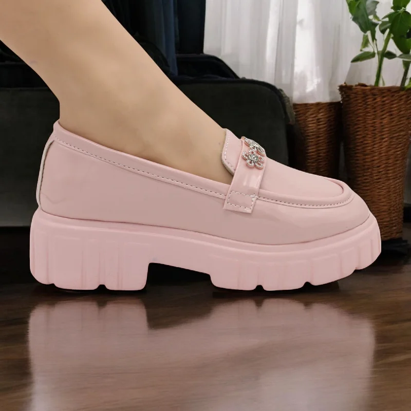 Men's slippers with a pointed toe for a stylish appearance A4 kids patent