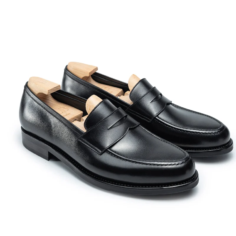 Men's loafers with a smooth leather finish Men's loafers with a smooth leather finish Wayne II Men's loafers with a smooth leather finish Men's loafers with a smooth leather finish Wayne II