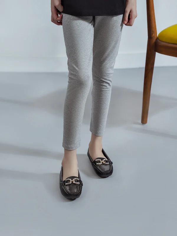 Men's sandals with a contrast stitching detail Men's sandals with a contrast stitching detail "JENEVA" Comfort Basic Regular Tight Men's sandals with a contrast stitching detail Men's sandals with a contrast stitching detail "JENEVA" Comfort Basic Regular Tight