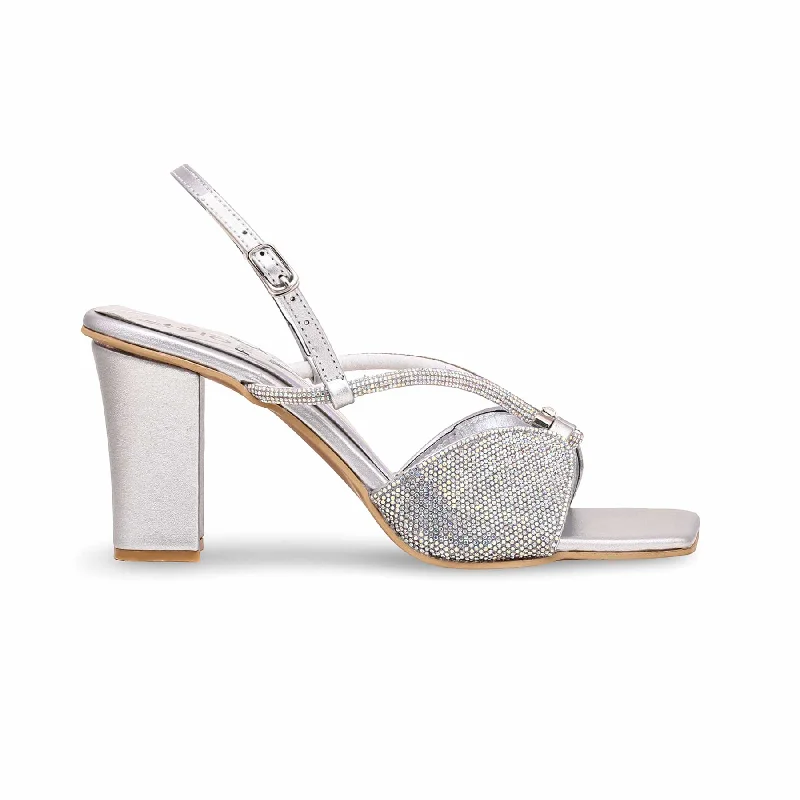 Men's sandals with a decorative buckle or charm Men's sandals with a decorative buckle or charm Silver Fancy Sandal FN5960 Men's sandals with a decorative buckle or charm Men's sandals with a decorative buckle or charm Silver Fancy Sandal FN5960