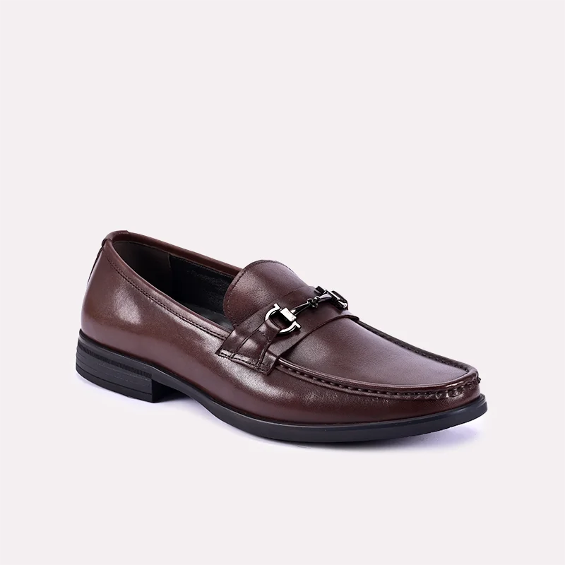 Men's loafers with a smooth leather finish Men's loafers with a smooth leather finish Adrian Brown Loafers 0130850 Men's loafers with a smooth leather finish Men's loafers with a smooth leather finish Adrian Brown Loafers 0130850