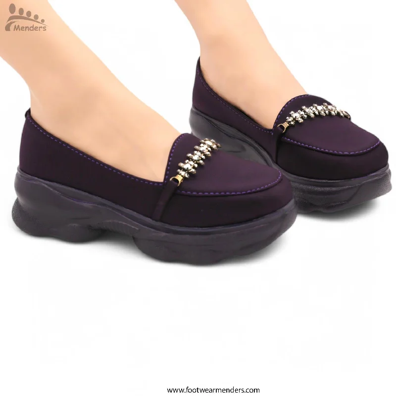 Men's slippers with a padded footbed for all - day comfort M0337 wedge pump