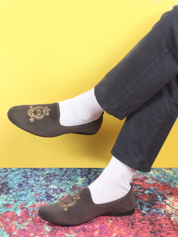 Men's casual shoes with a padded heel for comfort Men Grey Velvet Embroidery Party Casual Loafer Shoes Men's casual shoes with a padded heel for comfort Men Grey Velvet Embroidery Party Casual Loafer Shoes