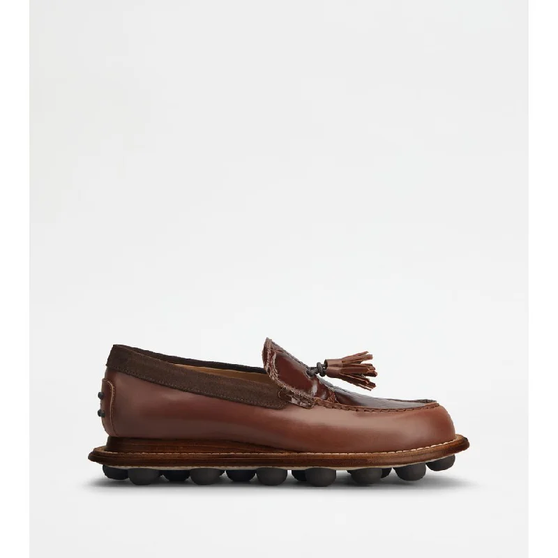 Men's loafers with a leather lining for comfort Men's loafers with a leather lining for comfort Loafers in Leather Men's loafers with a leather lining for comfort Men's loafers with a leather lining for comfort Loafers in Leather