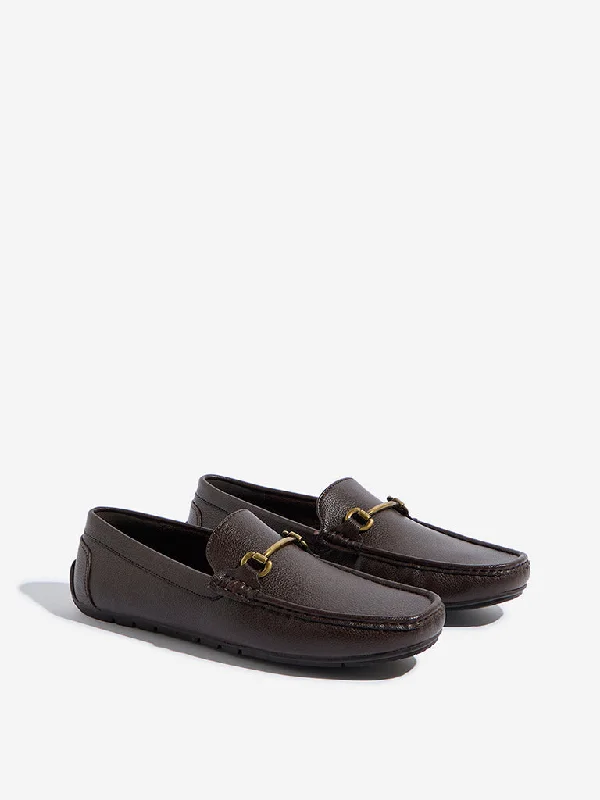 Men's casual shoes with a logo patch on the tongue SOLEPLAY Brown Hardware-Detailed Loafers Men's casual shoes with a logo patch on the tongue SOLEPLAY Brown Hardware-Detailed Loafers