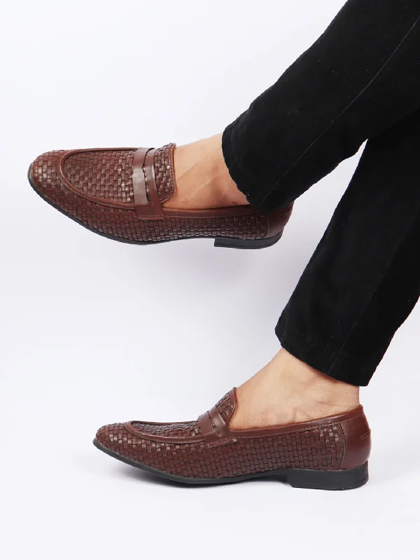 Men's casual sneakers with a mesh upper Men Brown Hand Knitted Design Penny Loafer Slip On Shoes Men's casual sneakers with a mesh upper Men Brown Hand Knitted Design Penny Loafer Slip On Shoes