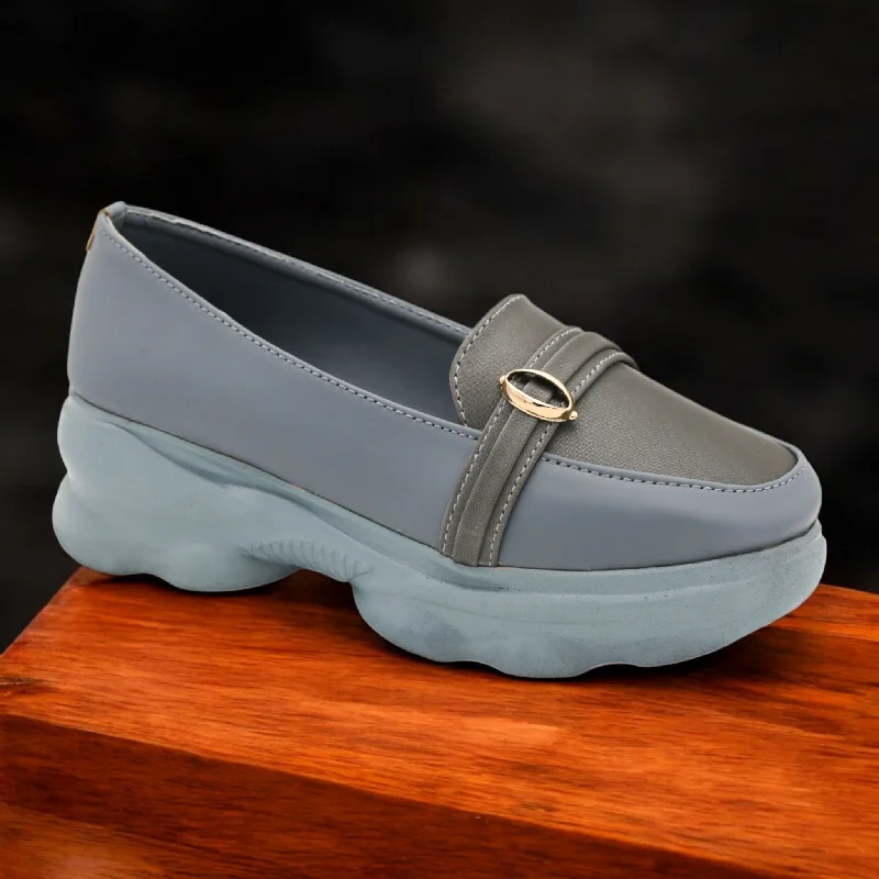 Men's slippers with a padded collar for comfort M0470 wedge pump