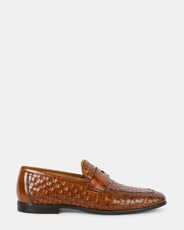 Men's loafers with a low - heeled design Men's loafers with a low - heeled design PLAYA TAN LEATHER Men's loafers with a low - heeled design Men's loafers with a low - heeled design PLAYA TAN LEATHER