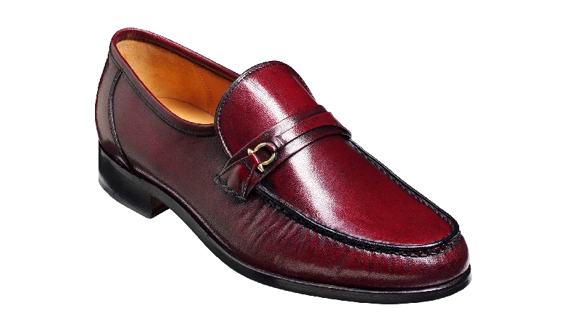 Men's loafers with a smooth leather finish Men's loafers with a smooth leather finish Wade - Burgundy Kid Men's loafers with a smooth leather finish Men's loafers with a smooth leather finish Wade - Burgundy Kid