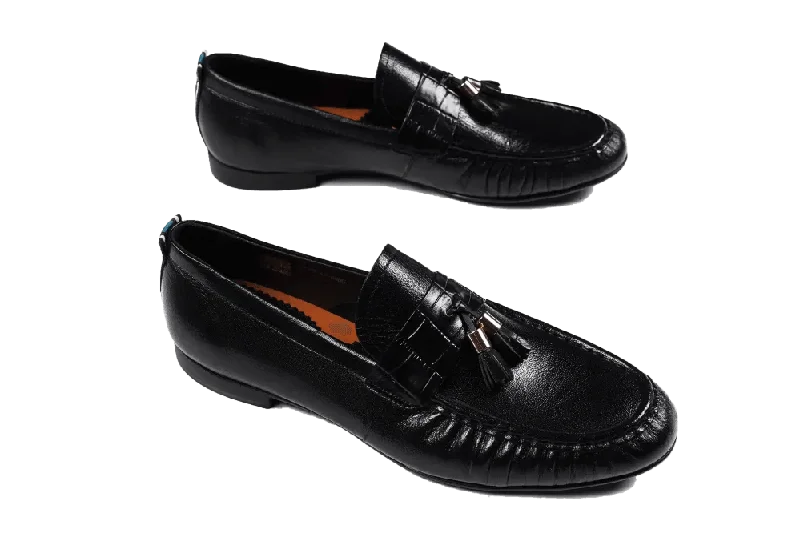 Men's loafers with a moc - toe design Men's loafers with a moc - toe design LOGO 10099 BKM Men's loafers with a moc - toe design Men's loafers with a moc - toe design LOGO 10099 BKM