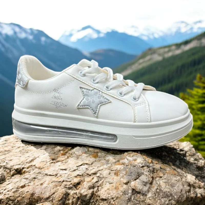Men's slippers with a padded footbed for all - day comfort Side star shoes