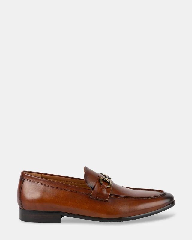 Men's loafers with a moc - toe design Men's loafers with a moc - toe design LEDGER TAN LEATHER Men's loafers with a moc - toe design Men's loafers with a moc - toe design LEDGER TAN LEATHER