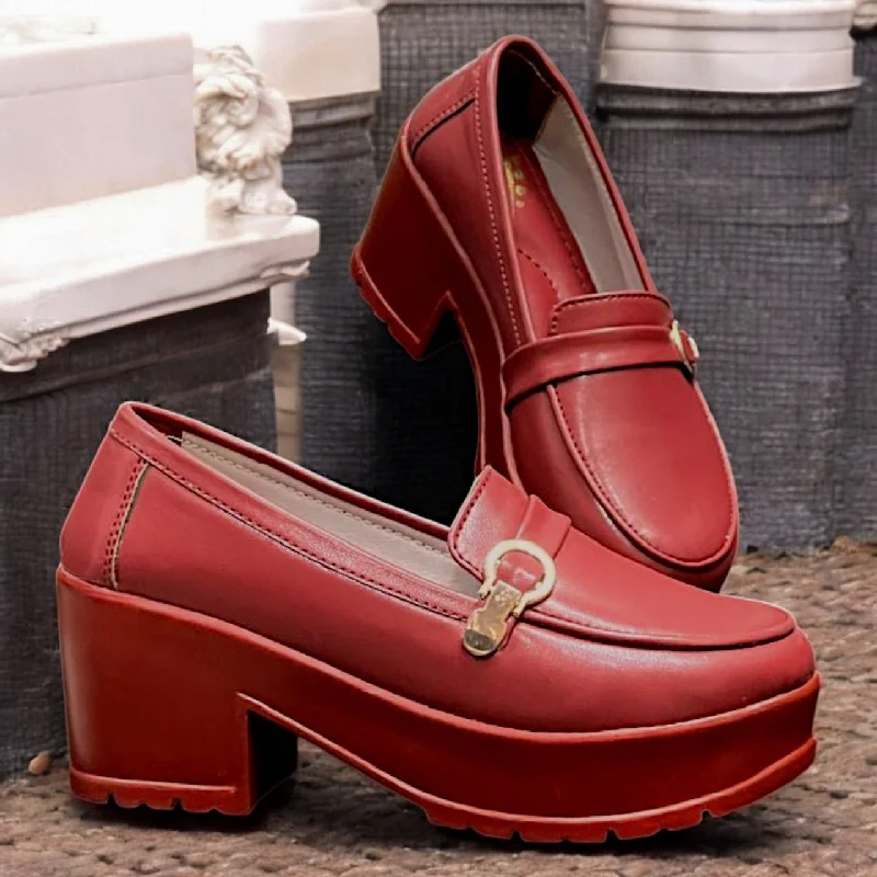 Men's slippers in a warm color like red or brown M0208 block heel