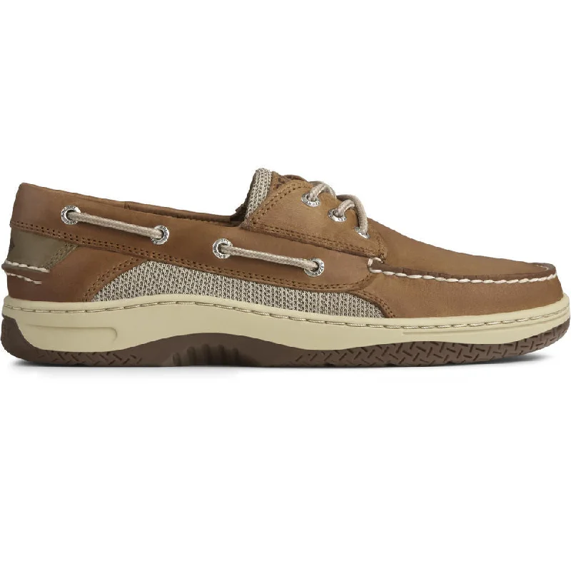 Men's casual shoes with a metallic trim Sperry Men's Billfish 3 Eye Boat Shoe