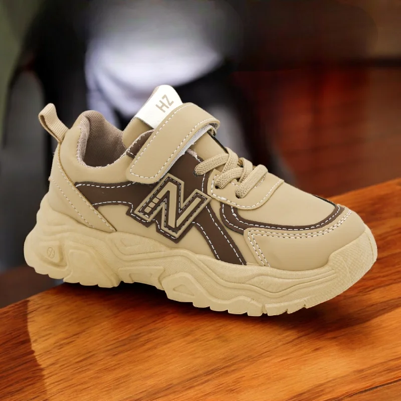 Men's slippers with a soft, flexible sole Kids N Shoes