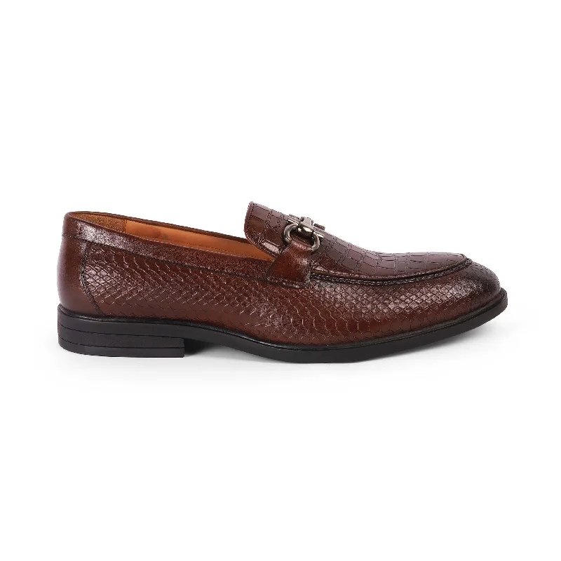 Men's loafers with a smooth leather finish Men's loafers with a smooth leather finish Tresmode Ro Brown Men's Textured Leather Loafers