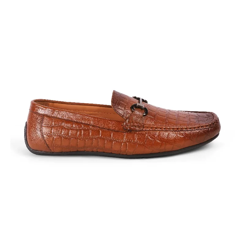 Men's loafers with a moc - toe design Men's loafers with a moc - toe design Tresmode Oxile Tan Men's Textured Leather Loafers Men's loafers with a moc - toe design Men's loafers with a moc - toe design Tresmode Oxile Tan Men's Textured Leather Loafers