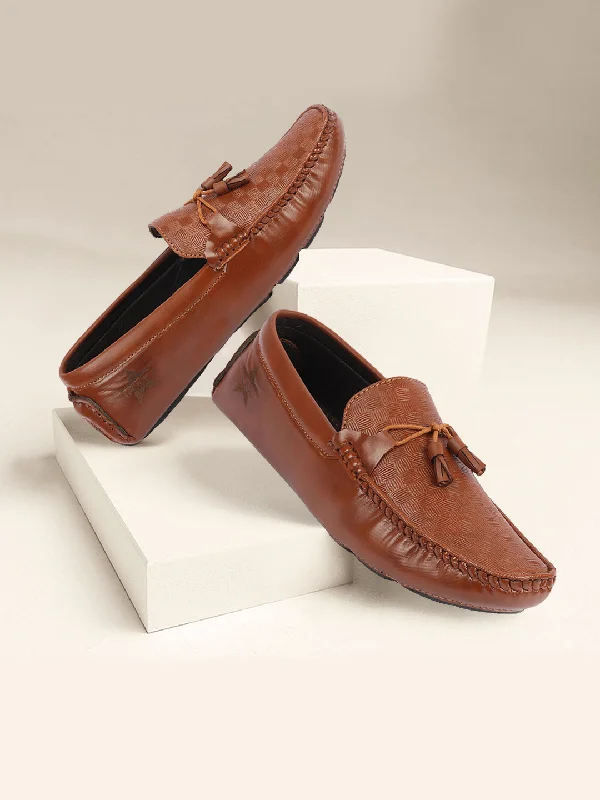 Men's casual shoes with a metallic trim Men Tan Textured Design Casual Tassel Slip On Driving Loafer and Moccasins Men's casual shoes with a metallic trim Men Tan Textured Design Casual Tassel Slip On Driving Loafer and Moccasins