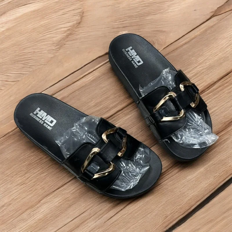 Men's slippers with a decorative pom - pom or tassel Black slipper