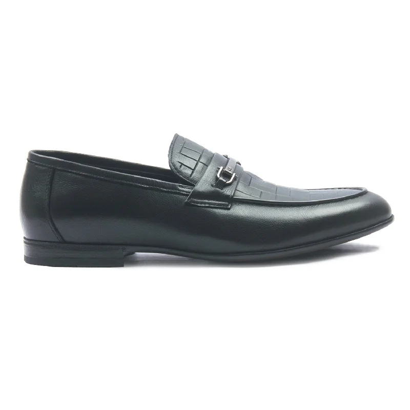 Men's loafers with a smooth leather finish Men's loafers with a smooth leather finish Men's Leather Mocassins Men's loafers with a smooth leather finish Men's loafers with a smooth leather finish Men's Leather Mocassins