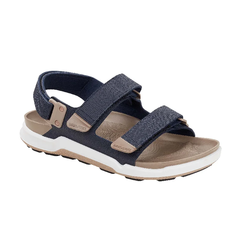 Men's sandals with a buckle closure Men's sandals with a buckle closure Tatacoa Futura Midnight Birko-Flor Men's sandals with a buckle closure Men's sandals with a buckle closure Tatacoa Futura Midnight Birko-Flor