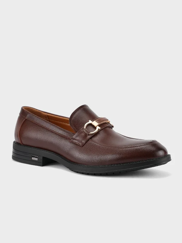 Men's sandals in a neutral color like black or brown Men's sandals in a neutral color like black or brown Mens "HARTWELL" Almond Toe Formal Shoes Men's sandals in a neutral color like black or brown Men's sandals in a neutral color like black or brown Mens "HARTWELL" Almond Toe Formal Shoes
